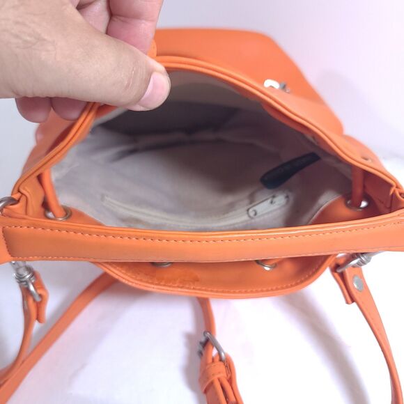 Guess Vintage Y2k Drawstring Closure Crossbady Bucket bag womans Orange Purse - Picture 10 of 15